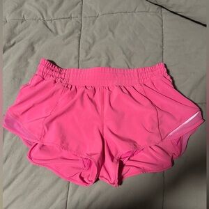 LULULEMON LR hotty hot shorts 2.5inseam in SONIC PINK
